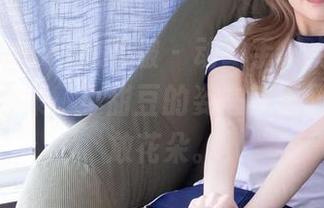 BoBoSocks袜啵啵 – 动动手，点开这些厚紫丝合集，小甜豆的姿态就像甜蜜的待放花朵。