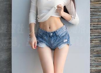IMiss爱蜜社 – Winki丝姬浴缸大作战：图片精选，出水的姿势真让人捧心！