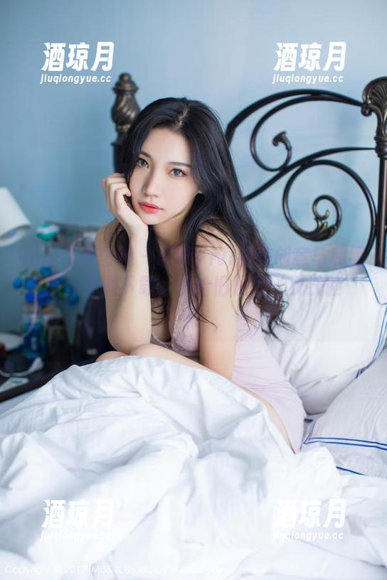IMiss爱蜜社 - 乐薇Vivi甜美创意与和服碰撞，美图下载，快给旧照片‘洗洗脸’！