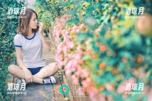 TGOD推女神 - 陈思琪的毛衣，不穿真是不值这整张美图！快来分享你的穿搭趣事吧！