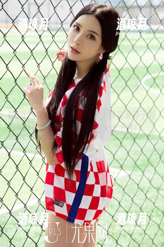 UGirls尤果网 - 说是天台，其实是游子熙的另类舞台，最新套图大全上线！
