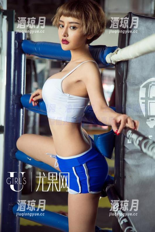 UGirls尤果网 - 油亮之美，王尔琳把油漆桶的颜值提升到了新高度。