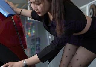XINGYAN星颜社 – 唐思琪的短裙全套，试试看你能忍住吗？