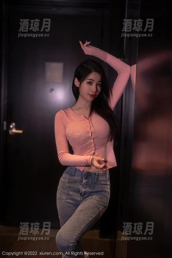 Xiuren秀人网 - 欣赏双笙Alina的蕾丝图集：生活中的小确幸，其实就藏在这一丝丝的蕾丝里