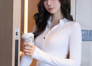Xiuren秀人网 - 奶油妹妹的海边日常:免费的完美合集,谁不想偷点便宜?
