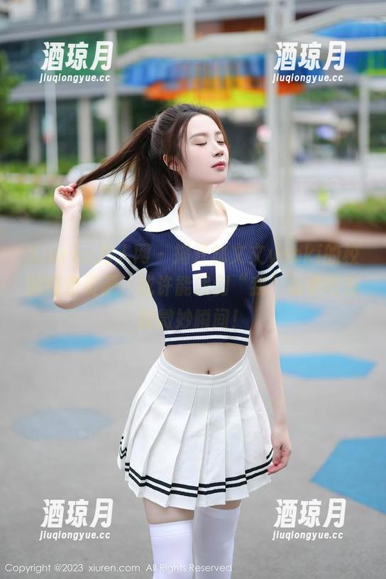 Xiuren秀人网 - 揭开林文文yooki的校园图包资源，或许能找到“我”在学校时的微妙瞬间！