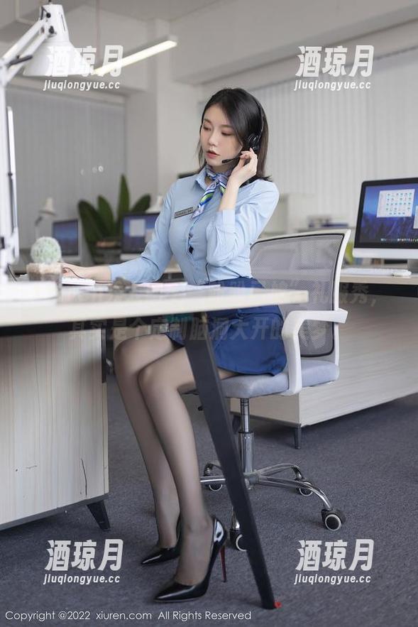 Xiuren秀人网 - “盼盼已鸠”礼服秀，其实是个定制脑洞大开的美梦。