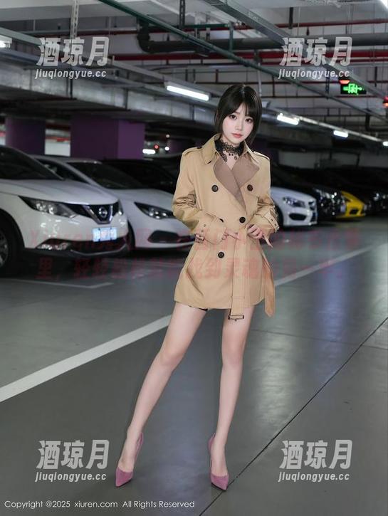 Xiuren秀人网 - 在西门小玉的秘书合集里，轻轻松松就能找到灵魂的另一半。