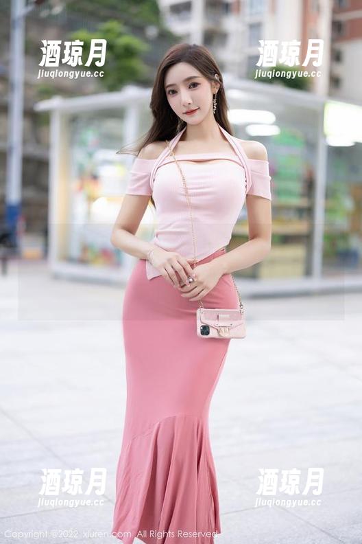Xiuren秀人网 - 黄婧GIGI的体操服在原图里的每一个褶皱都流露着个性，难道这才是壁纸的终极履历？