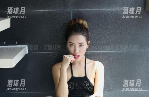 YouWu尤物馆 - 美图打包，跟着陆萱萱Cecilia的泳衣梦游去吧！