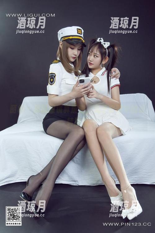 丽柜 - 那副眼镜真叛逆，兔子套图中的反转剧情