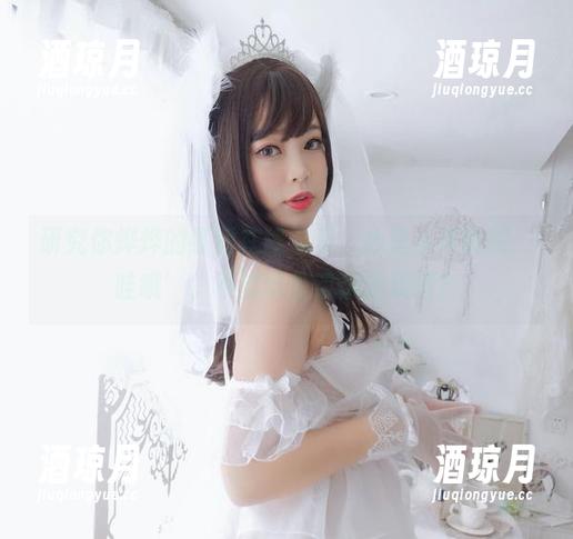 研究你烨烨的红裙在线合集，心里小声呐喊‘哇哦’，不过这是饥饿游戏吧？