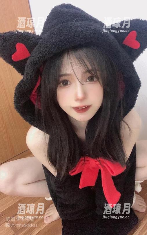 倦倦喵的少女cos，有那么一点点小撩嘛～