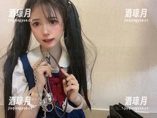 倦倦喵当天穿黑内衣，我已经在想象未来的婚礼了，原图资源快点放过我！
