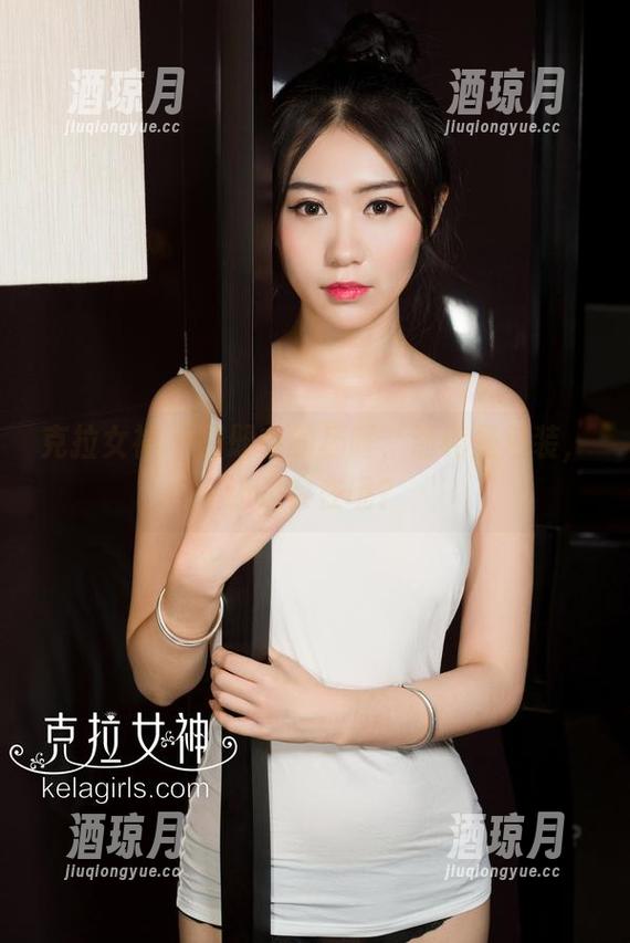 克拉女神 - 图册中的杨暖，清纯是包装，还是实在呢？