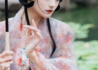 姐妹成对,快乐翻倍,兔子Zzz不吃胡萝卜带你来场写真下载大联欢!