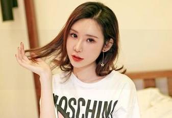 嗲囡囡 – 只要有SiByl李思宁的体操服图包，今天都不想上班了！