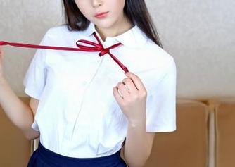 嗲囡囡 – luna张静燕的美足合集：脚步轻盈还是任性优雅，随你来判断