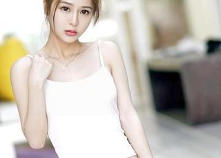 嗲囡囡 – 新鲜出炉，芷儿Momoko的吊带，果然能把人心引向思绪的游走。