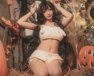 奇行家狗崽的油亮写真,话说这图集里的光泽感,是妆没卸干净吗?