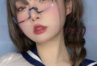 突然发现，棉袜图包里藏着小泉学姐吖的俏皮心思