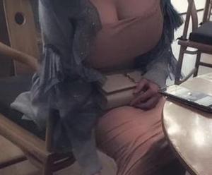 微密圈 – 整体都太美了，小芯酱的吊带白丝合集，美图一波接一波。