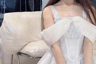 微密圈 – 黑色性感图包一出，小萌子根本没有救我的小心脏。