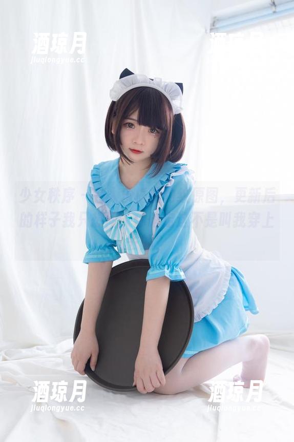 少女秩序 - 名人乐栀的豹纹原图，更新后的样子我只想问：你确定这不是叫我穿上去的？