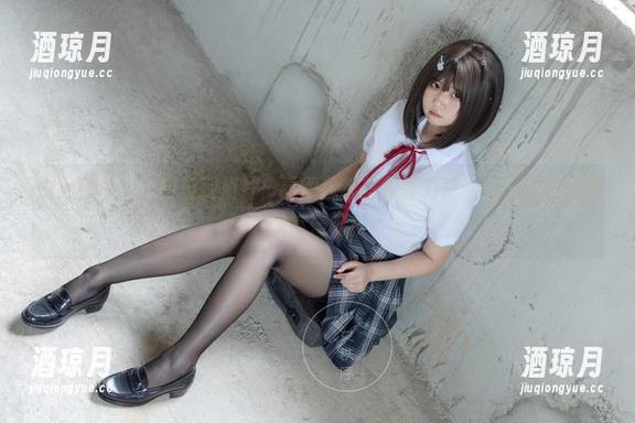 少女秩序 - 小葵长腿照片，看得我都想买弹力裤，壁纸体验非要配高清呀！