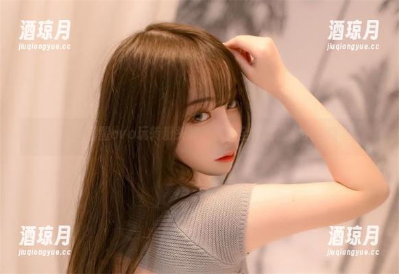 尤猫醒醒ovo玩转粉头发，原图全套就是个小叛逆
