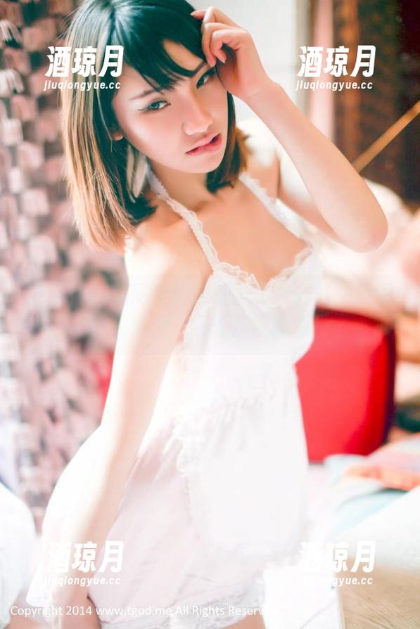 推女神 - 潇同学的浴缸全套大公开：原图感人至深，别说我没提醒！