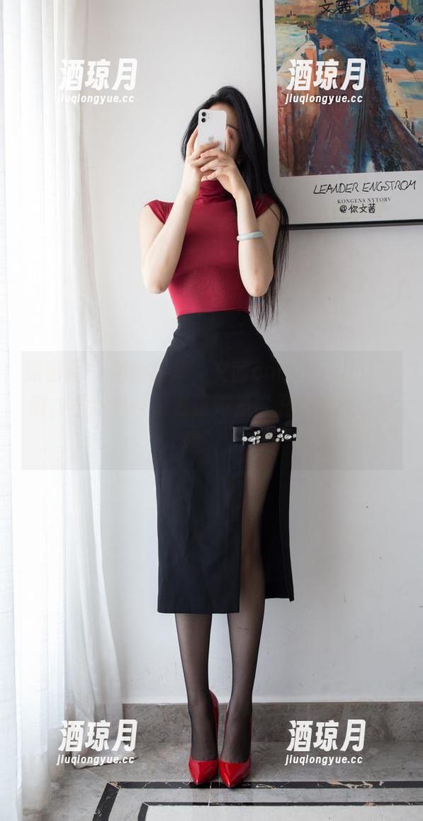 微密圈 - 和服图集，文茜cool一路让你叹服，虽然斜杠记者说她是“丑小鸭变白天鹅”！