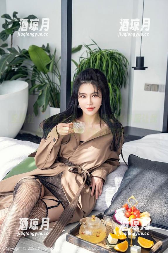 星颜社 - 套图太美，韩雨馨的水手服让我想起那些傻乎乎的海洋梦。