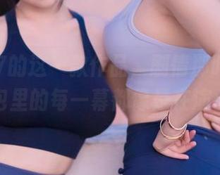 末夜787的这一款作品，剧情那叫一个丰富，图包里的每一幕都像是在演小话剧。
