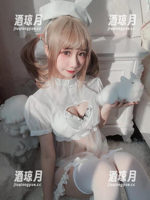 紫光夜里的果咩酱，福利原图又要让我心慌了，是不是太诱人啦？