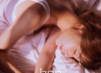 果团网 – 天台上的مجانية！王语纯的写真，还是赶紧来看！