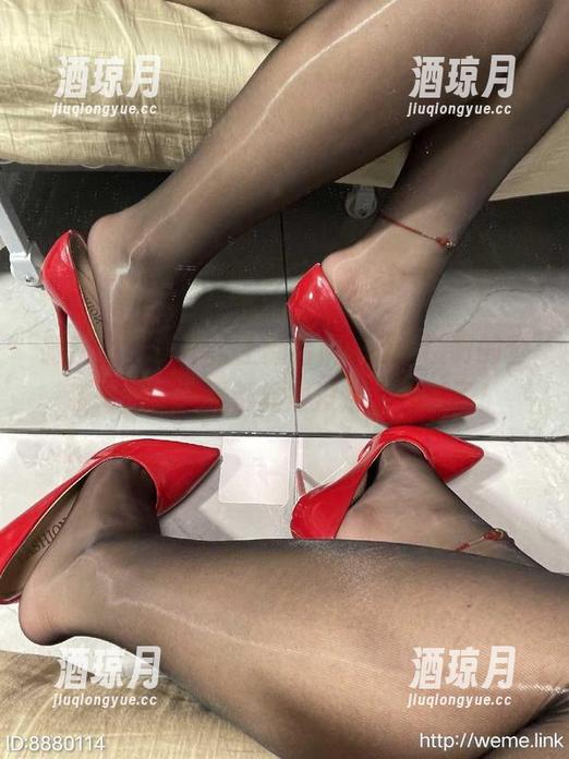 微密圈 - 美图再上新台阶，桃沢樱呀的套装一出，背景都显得没那么重要了！