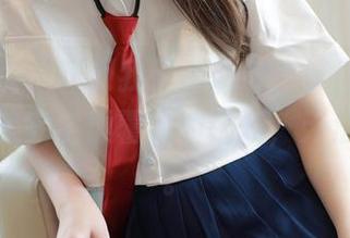 模范学院 – 吓到我了！SiByl李思宁的运动写真集完全颠覆我的认知，无法不下载。