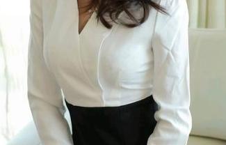 模范学院 – 最新写真集里，柳侑绮Sevenbaby的“女友”竟然给我带来了些许小撩拨。