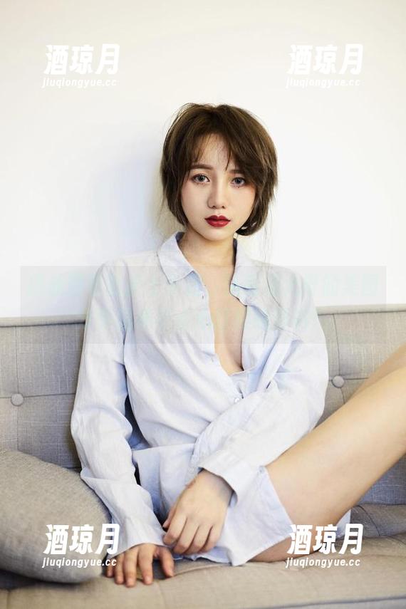 挑战屏幕的护士小姐，洛丽塔大哥的美图分享就像不小心打翻的颜料！