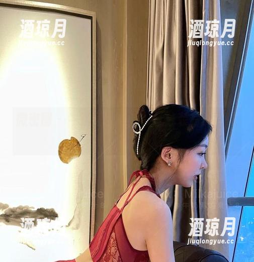 微密圈 - 牛奶里的果汁，让泳装写真实话语的写真体验