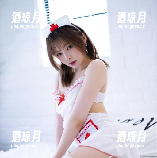 在白露Bululu的套图里，恋人们的表情小剧场！
