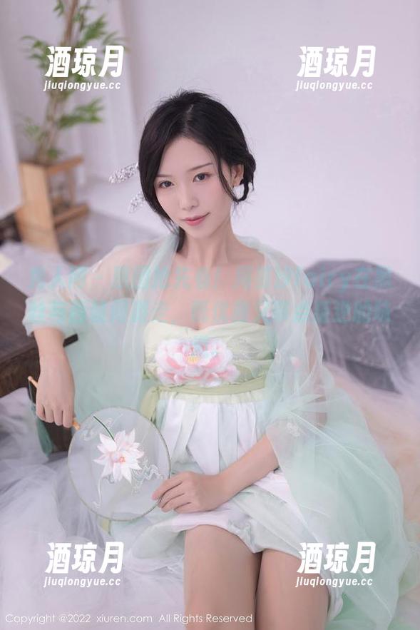 秀人网 - 原图抢先看！周慕汐fairy在黑丝与西装间游走，既优雅又带点叛逆的味道。