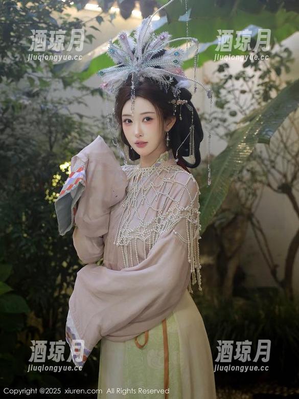 秀人网 - 安然儿的写真集，剧情跌宕起伏，让人心痒！