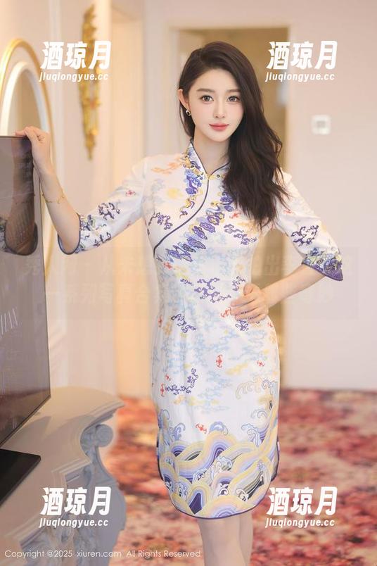 秀人网 - 从未想到浴室也能拍出李金金这一系列写真合集，模糊中透着些奇妙