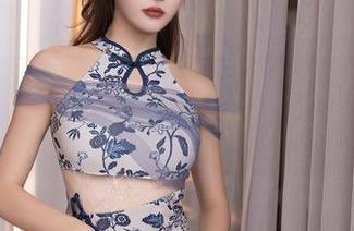 秀人网 – 画面定格，林悠悠的可爱写真值得细品
