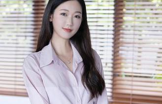 秀人网 – 图片更新就像快递一样，林文文yooki的妹妹太积极，让我一脸懵逼，却又好喜欢！