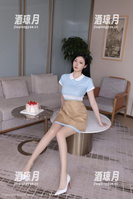 秀人网 - 一千个米妮大萌萌，游泳池里总有精彩原图等着你发现！