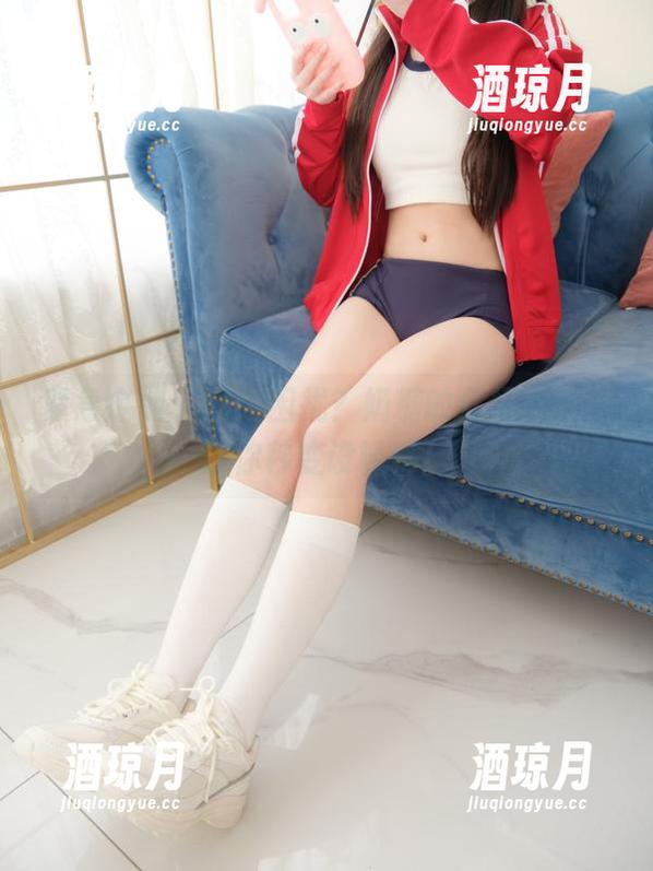 紧急企划 - 壁纸困扰？奶糖的红裙写真，让你秒变设计师！