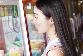 蜜桃社 – 噢，伊琳又来了，她的‘女孩’更新老是让我想多了啥。